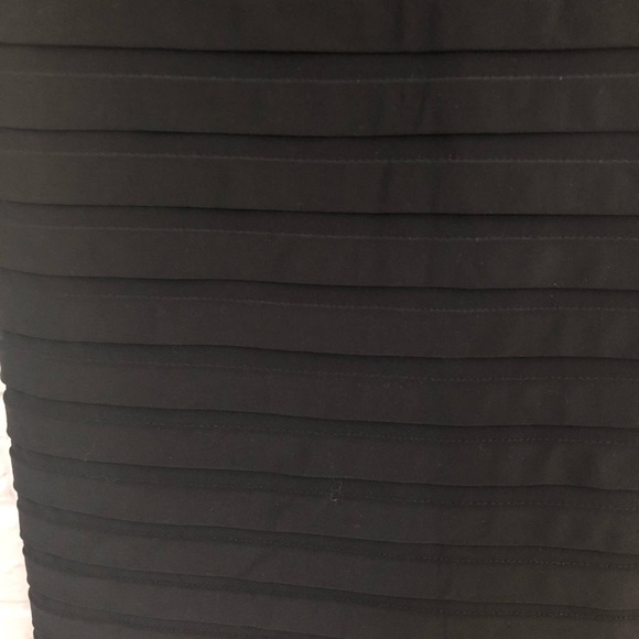 Adrianna Papell Body Con Dress - Picture 3 of 4